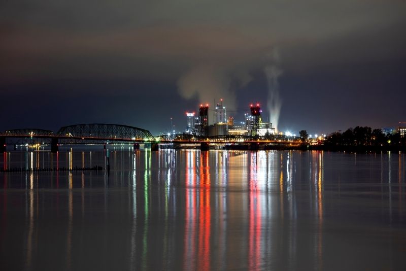 Cityscape of Vancouver WA at night, Why People are moving to Vancouver over PDX