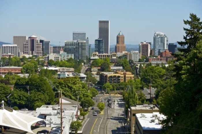 view of downtown PDX, buying a home in Portland, is Portland in a Recession, Real Agent Now