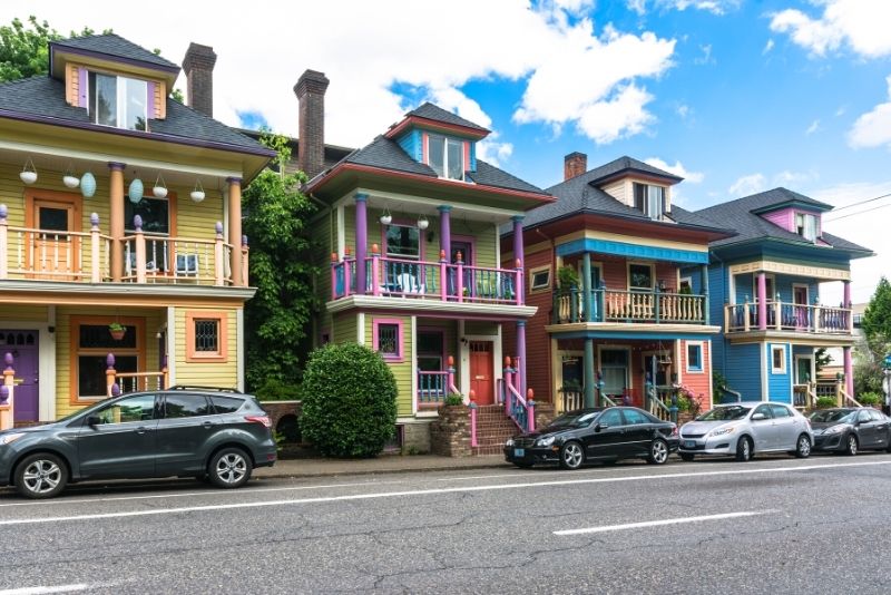 colorful historic homes in Portland Oreong, 3 things to know about Price per square foot