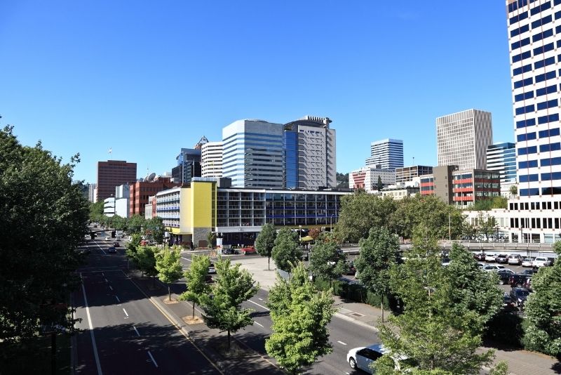 downtown Portland Oregon during the day, 10 things you need to know about Condos in Portland