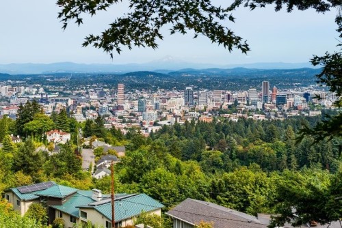 hill view of portland oregon, Is Portland the new California