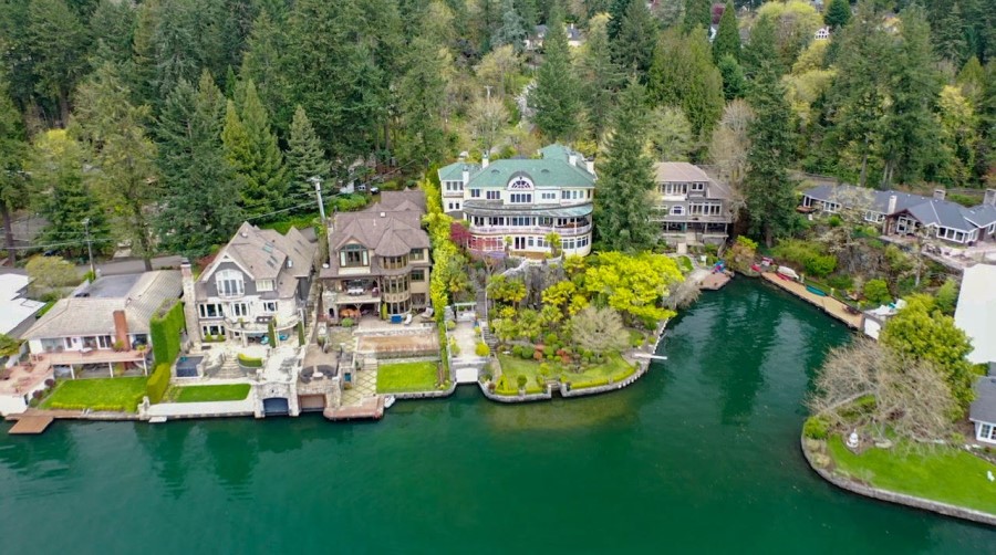 homes on lake oswego, 6 best views in Portland Oregon