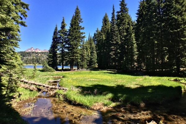 outdoor landscape in Bend OR, living in California versus Bend Oregon