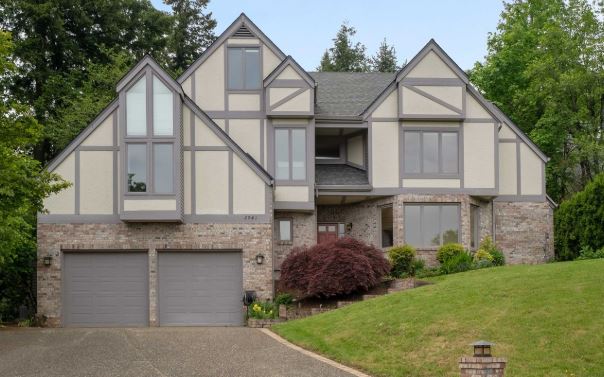 tudor revival home in Portland OR